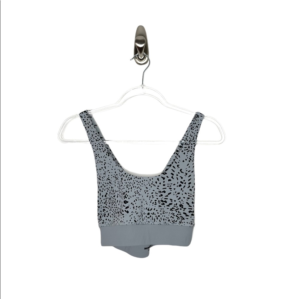 MONROW | Movement Mini Cheetah Sports Bra Good Gray Medium